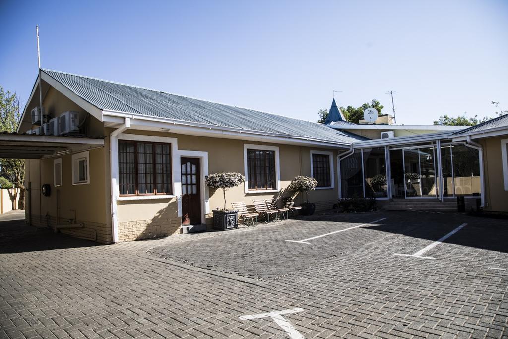 La Vie & Rose Lodge Bloemfontein Zewnętrze zdjęcie